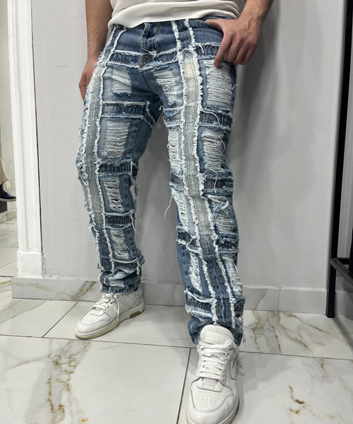 JEANS FEATURES